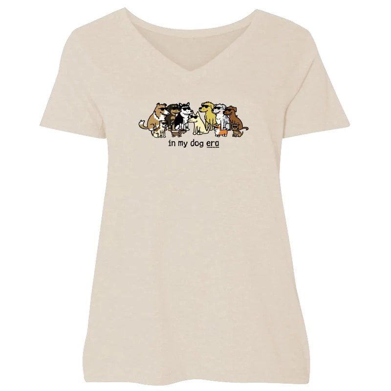 In My Dog Era - Ladies Curvy V-Neck Tee